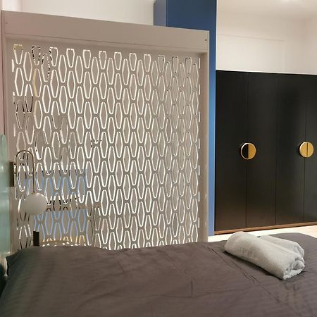 Unique City Centre Apartments Никозия Екстериор снимка