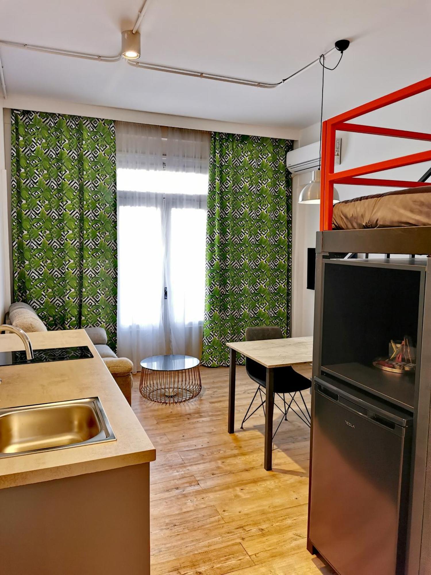 Unique City Centre Apartments Никозия Екстериор снимка